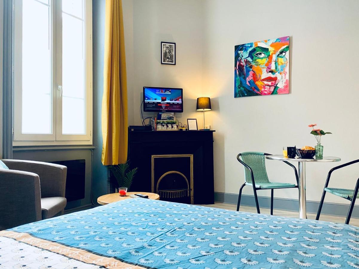 Studio Cosy Avec Jardin Roanne Exteriör bild